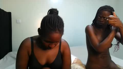 Snapshot of royal_goddes chatting on 05-28-26, 09:01 goddes online show from 05-28-26, 09:01