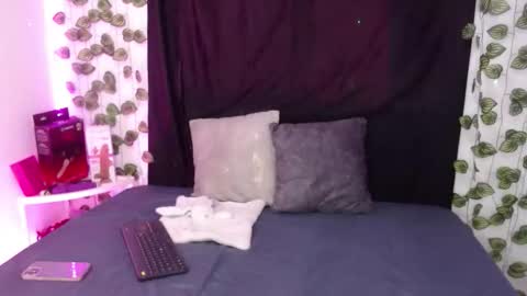 Bruna Royale  online show from 02-02-26, 04:17