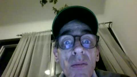 Snapshot of royboy2561 chatting on 10-05-25, 06:23 Roy Murrin online show from 10-05-25, 06:23