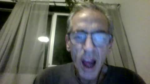 Snapshot of royboy2561 chatting on 10-14-25, 05:30 Roy Murrin online show from 10-14-25, 05:30