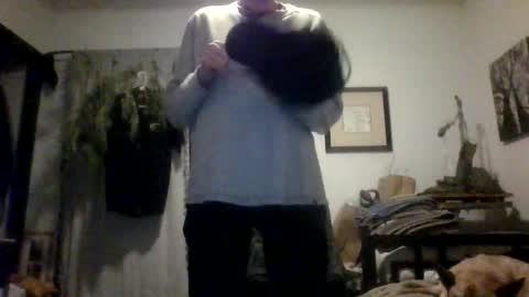 Snapshot of royboy2561 chatting on 10-29-25, 09:11 Roy Murrin online show from 10-29-25, 09:11