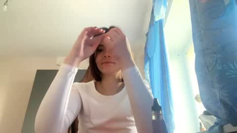Elizabeth online show from 06-17-26, 06:05