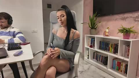 Valeria  online show from 05-21-26, 12:01
