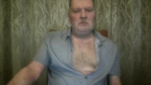 Snapshot of rsl1963 chatting on 04-28-26, 07:35 rsl1963 online show from 04-28-26, 07:35
