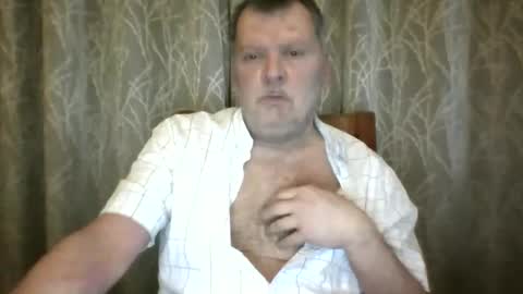 Snapshot of rsl1963 chatting on 05-19-26, 04:19 rsl1963 online show from 05-19-26, 04:19
