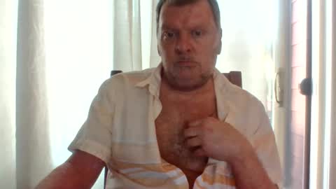 Snapshot of rsl1963 chatting on 06-02-26, 05:59 rsl1963 online show from 06-02-26, 05:59