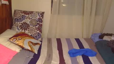 Rosee online show from 04-16-26, 07:47