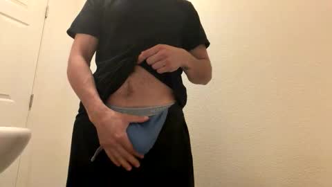 Snapshot of rubenzaragosa09 chatting on 05-17-26, 01:03 rubenzaragosa09 online show from 05-17-26, 01:03