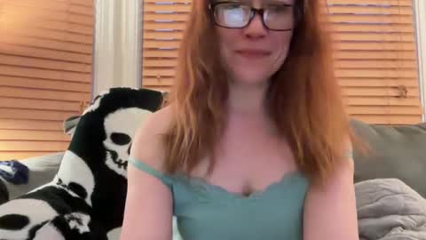 Snapshot of ruby2sday1313 chatting on 01-24-25, 11:02 ruby2sday1313 online show from 01-24-25, 11:02