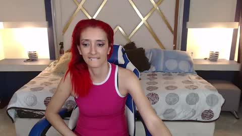 ruby_your_milf online show from 02-12-25, 12:05