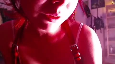 Snapshot of rubylynxxx chatting on 06-08-26, 06:08 rubylynxxx online show from 06-08-26, 06:08