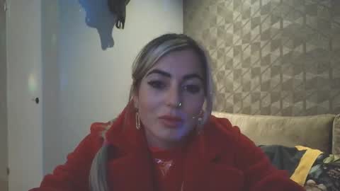 Snapshot of rubyroseandtastytim chatting on 10-24-25, 08:27 rubyroseandtastytim online show from 10-24-25, 08:27