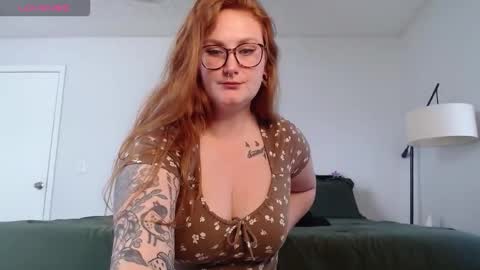 Snapshot of rudyred333 chatting on 03-18-26, 02:53 rudyred333 online show from 03-18-26, 02:53