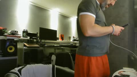 Snapshot of ruffi77 chatting on 01-23-25, 09:50 Chico que rico Caliente online show from 01-23-25, 09:50