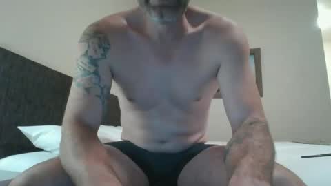 Snapshot of ruinedmyfun chatting on 04-18-26, 08:40 ruinedmyfun online show from 04-18-26, 08:40