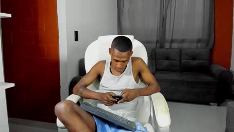 Runnix  online show from 12-19-25, 09:00