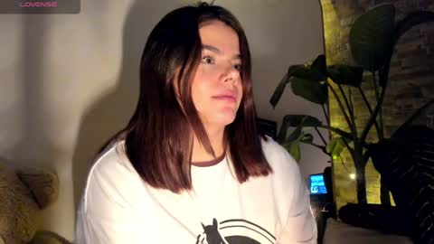 Snapshot of russcurley chatting on 12-18-24, 02:10 Lorenn online show from 12-18-24, 02:10