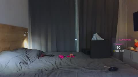 Snapshot of russian_sexy_girl5 chatting on 02-28-25, 12:32 Mary online show from 02-28-25, 12:32