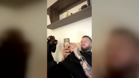Snapshot of russo_fox chatting on 05-06-26, 12:41 russo_fox online show from 05-06-26, 12:41