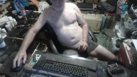 Russtenail21 online show from 09-22-25, 04:31