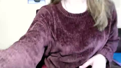 Snapshot of ruthpark chatting on 04-23-26, 12:29 Ruth online show from 04-23-26, 12:29