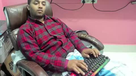 rwb17 online show from 11-16-25, 01:17