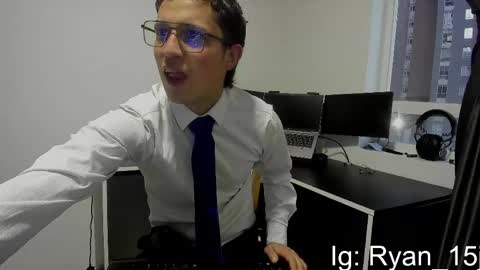 Snapshot of ryan15_ chatting on 05-28-26, 10:45 Ryan 15 online show from 05-28-26, 10:45