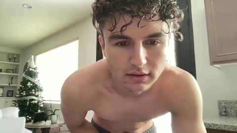 Snapshot of ryan287747 chatting on 12-10-24, 07:32 ryan online show from 12-10-24, 07:32