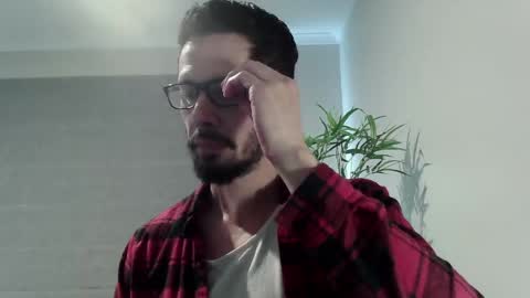 Ryan online show from 04-11-26, 03:22