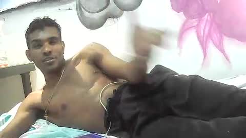 Snapshot of ryan_chocolate_horny chatting on 07-03-26, 04:30 Javier online show from 07-03-26, 04:30