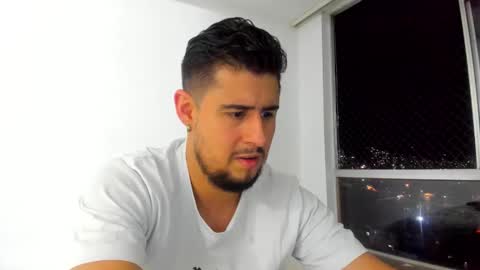 Snapshot of ryan_evanns chatting on 01-09-26, 01:41 R Y A N online show from 01-09-26, 01:41