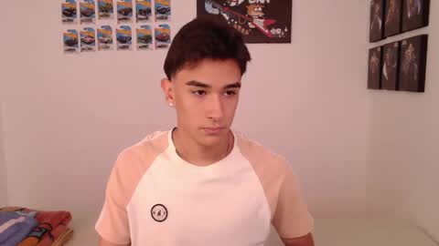 Snapshot of ryan_valentine17 chatting on 04-19-26, 08:11 ryan online show from 04-19-26, 08:11