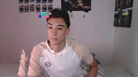 Snapshot of ryan_valentine17 chatting on 04-29-26, 09:54 ryan online show from 04-29-26, 09:54