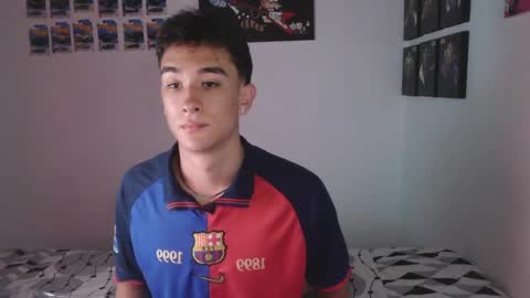 Snapshot of ryan_valentine17 chatting on 05-13-26, 10:49 ryan online show from 05-13-26, 10:49