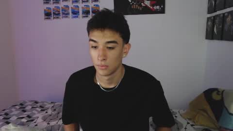 Snapshot of ryan_valentine17 chatting on 05-15-26, 09:44 ryan online show from 05-15-26, 09:44