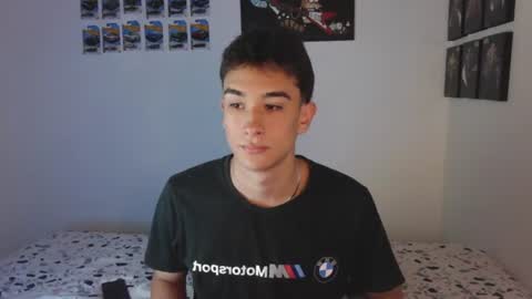 Snapshot of ryan_valentine17 chatting on 06-19-26, 10:24 ryan online show from 06-19-26, 10:24