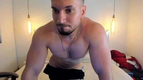Snapshot of ryan_ward79 chatting on 05-16-26, 02:19 Ryan online show from 05-16-26, 02:19