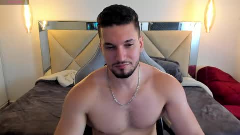 Snapshot of ryan_ward79 chatting on 05-25-26, 03:29 Ryan online show from 05-25-26, 03:29
