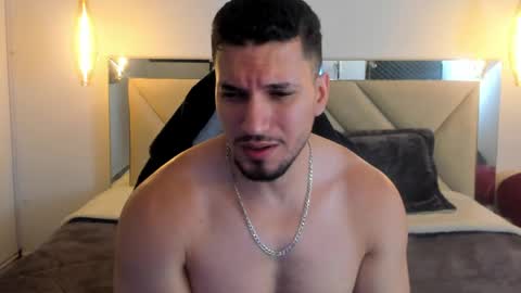 Snapshot of ryan_ward79 chatting on 06-05-26, 11:27 Ryan online show from 06-05-26, 11:27
