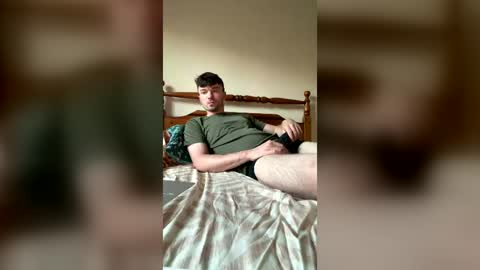 Snapshot of ryanbirm chatting on 07-08-26, 07:18 ryanbirm online show from 07-08-26, 07:18