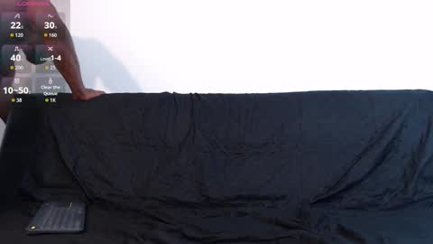 Instagram  Ryandwrn online show from 10-24-25, 05:09