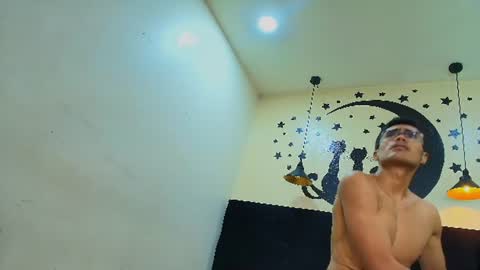 ryannfox_ online show from 07-28-26, 11:17