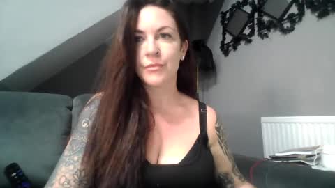 Snapshot of ryderreed chatting on 06-19-26, 06:56 RyderReed online show from 06-19-26, 06:56
