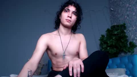 Snapshot of rylanstone chatting on 09-19-25, 10:10 Rylan online show from 09-19-25, 10:10