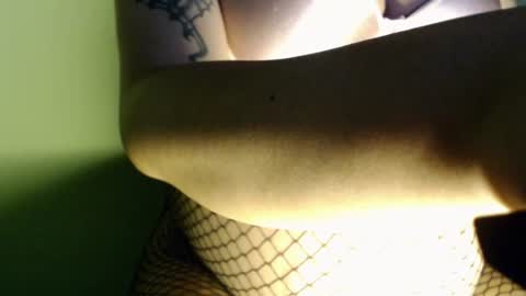 Snapshot of rynn_x chatting on 06-15-26, 04:42 SINGLE WIDOWED MOM online show from 06-15-26, 04:42