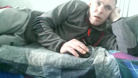 Snapshot of rytas02 chatting on 03-04-25, 08:24 arte online show from 03-04-25, 08:24