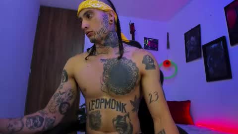 Snapshot of ryuk_it chatting on 02-22-25, 12:29 leopmonk help me reach 100 thumbs up online show from 02-22-25, 12:29