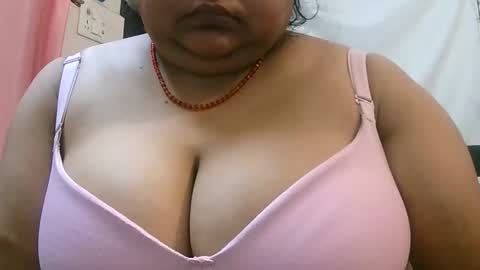 HotLovers online show from 12-15-25, 08:51