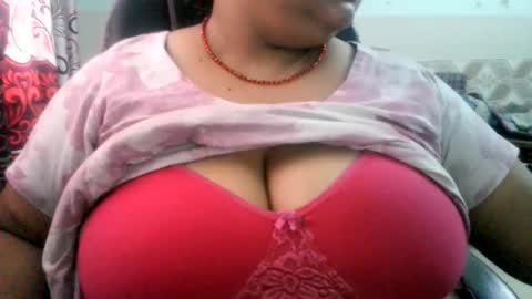 HotLovers online show from 05-21-26, 06:53