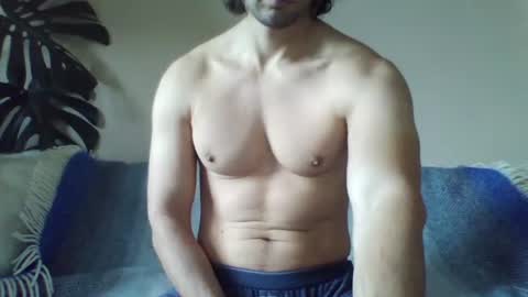 Snapshot of s43_ chatting on 10-08-25, 10:24 s43_ online show from 10-08-25, 10:24